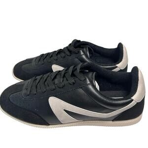 DV by Dolce Vita Gaven Sneaker Women Black Size 9 NWB